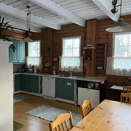 Santa Claus Grand Log Centre * Rovaniemi