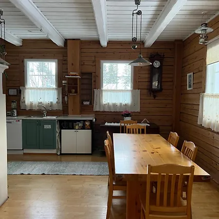 Nyaraló Santa Claus Grand Log Centre *